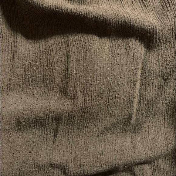 Francesca’s Alya Dark Green Blouse - Picture 5 of 5